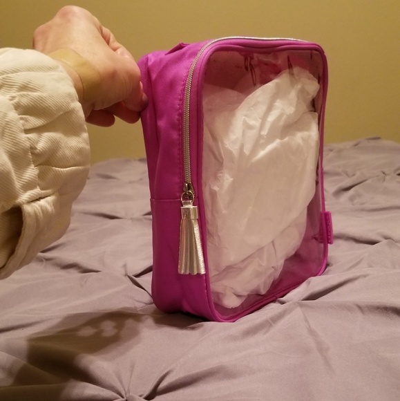 Bundle of Makeup Bags - Picture 5 of 8